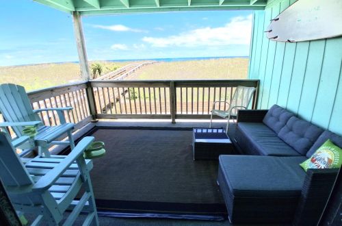 Smiley's Sea Hut