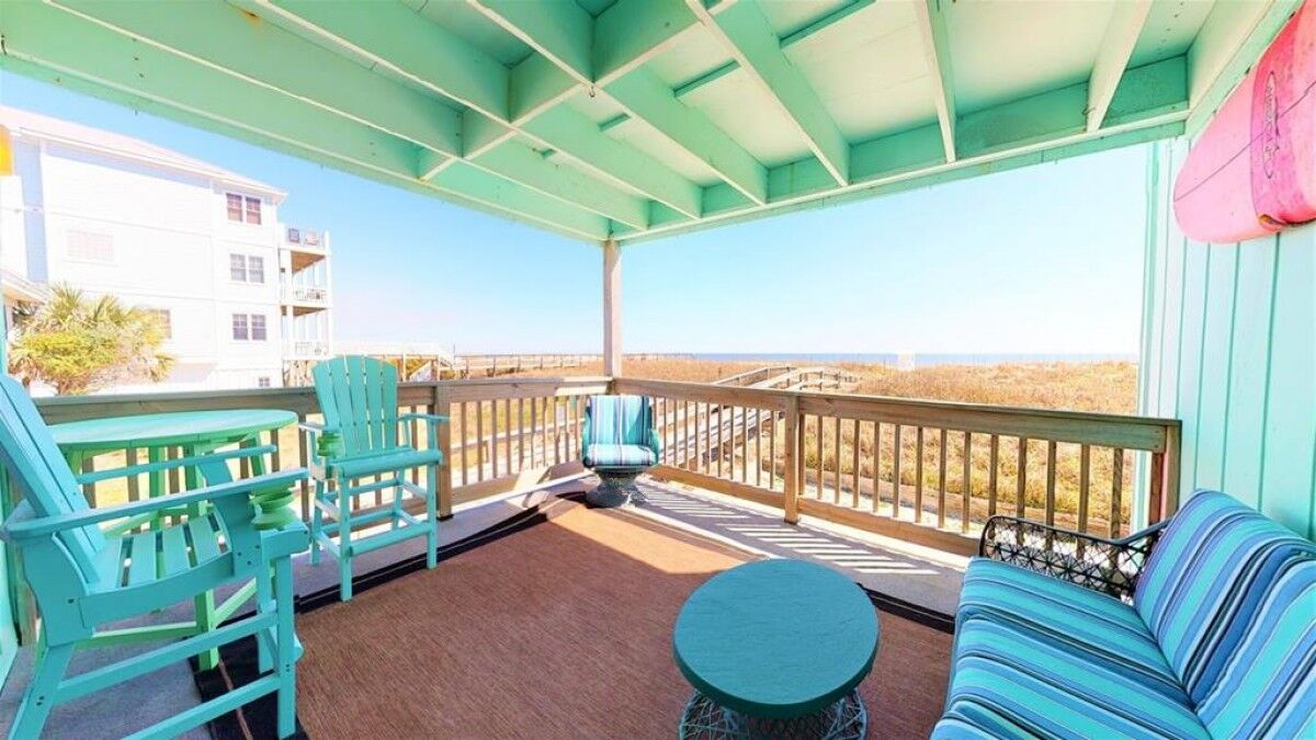 Carolina Beach vacation rental porch